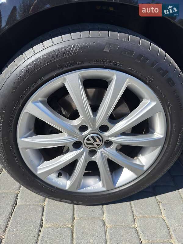 Седан Volkswagen Passat 2012 в Сторожинце