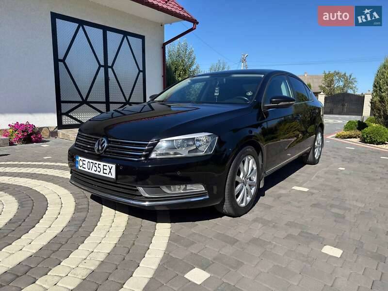 Седан Volkswagen Passat 2012 в Сторожинце