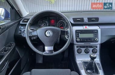 Универсал Volkswagen Passat 2005 в 