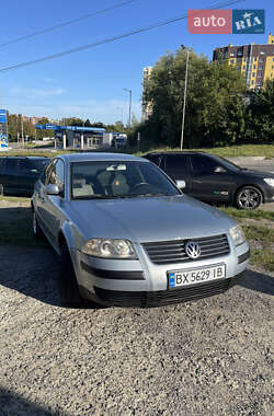 Седан Volkswagen Passat 2001 в Хмельницком