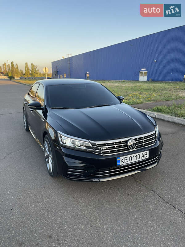 Седан Volkswagen Passat 2018 в Кривом Роге