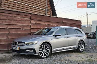 Універсал Volkswagen Passat 2021 в Шепетівці