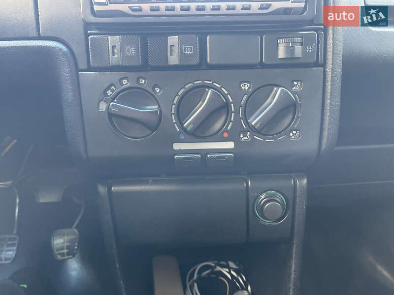 Универсал Volkswagen Passat 1993 в Ивано-Франковске