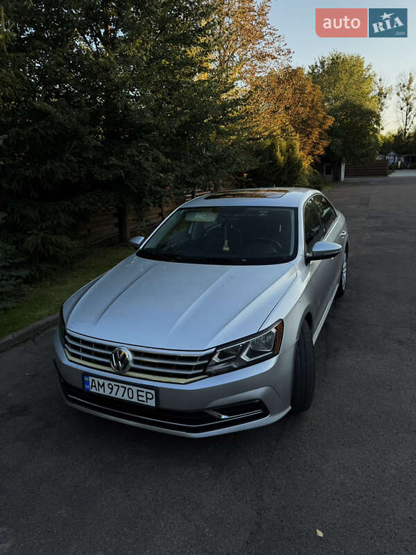 Седан Volkswagen Passat 2019 в Коростені