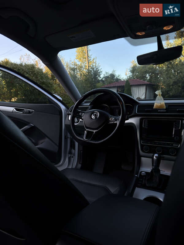 Седан Volkswagen Passat 2019 в Коростені