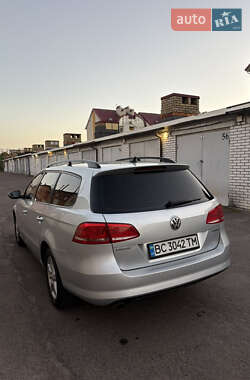 Универсал Volkswagen Passat 2012 в 