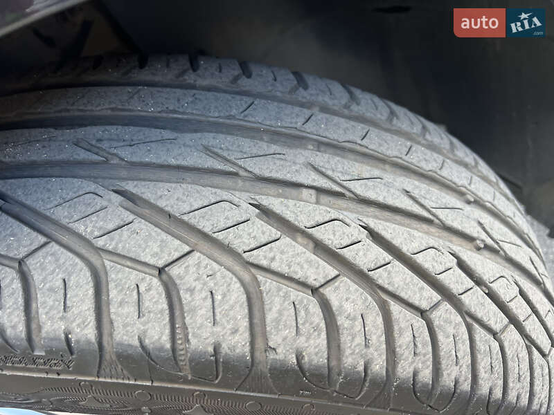 Универсал Volkswagen Passat 2015 в Киеве