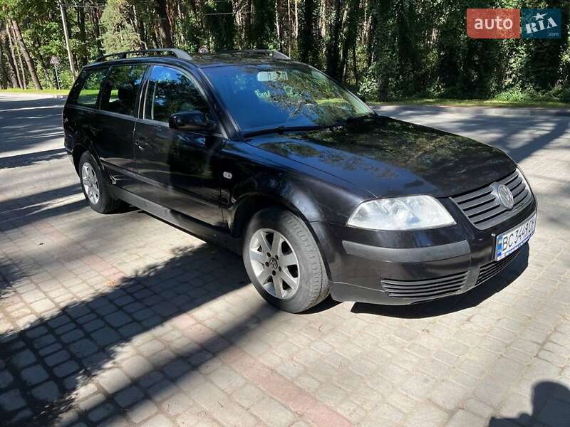 Универсал Volkswagen Passat 2002 в Львове