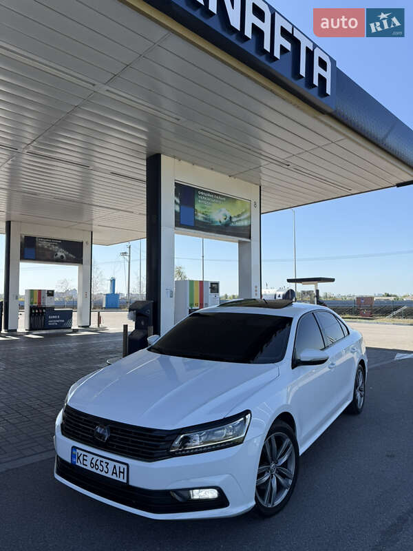 Седан Volkswagen Passat 2017 в Днепре фото 6 Седан Volkswagen Passat 2017 в Днепре