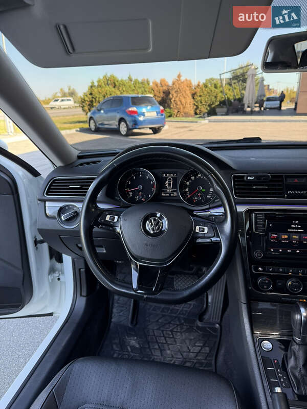 Седан Volkswagen Passat 2017 в Днепре фото 20 Седан Volkswagen Passat 2017 в Днепре