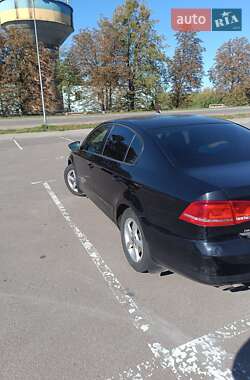 Седан Volkswagen Passat 2010 в Рівному