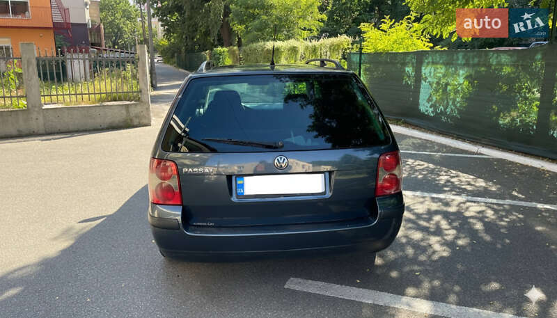 Универсал Volkswagen Passat 2001 в Киеве