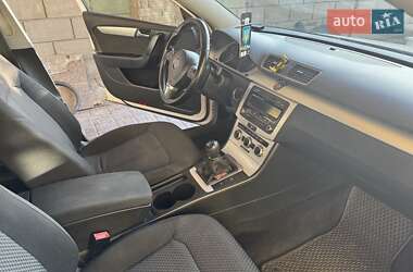 Универсал Volkswagen Passat 2013 в 