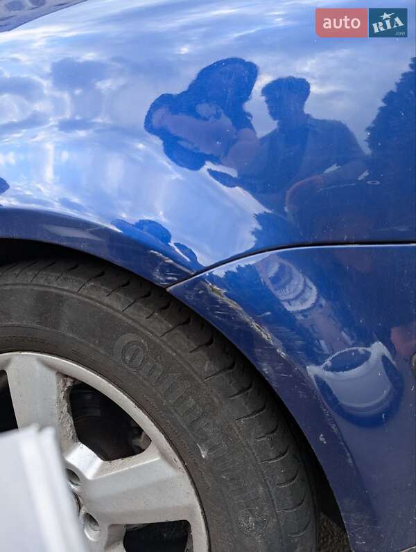 Седан Volkswagen Passat 2002 в Житомире