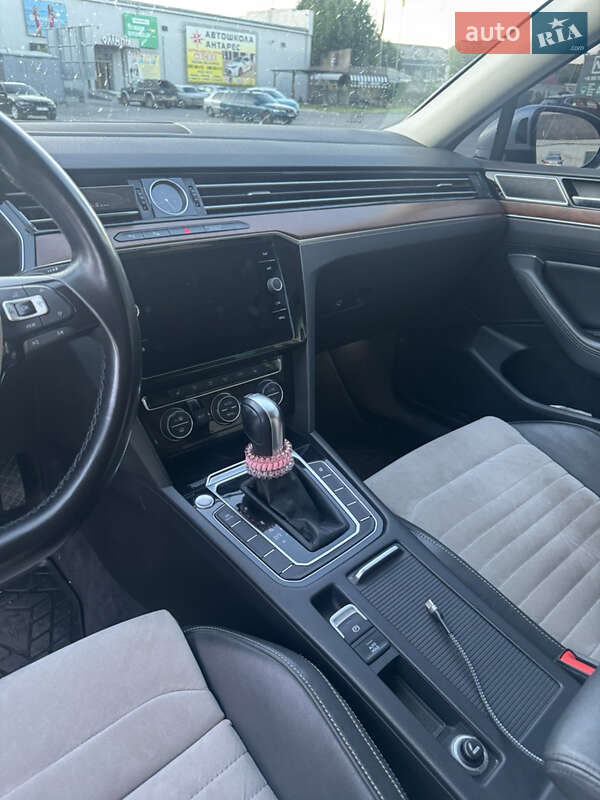 Седан Volkswagen Passat 2018 в Павлограде фото 6 Седан Volkswagen Passat 2018 в Павлограде