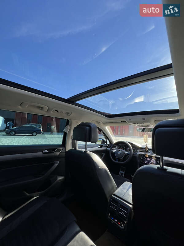 Универсал Volkswagen Passat 2015 в Львове фото 15 Универсал Volkswagen Passat 2015 в Львове