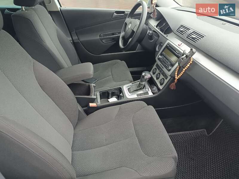 Универсал Volkswagen Passat 2009 в Львове фото 17 Универсал Volkswagen Passat 2009 в Львове