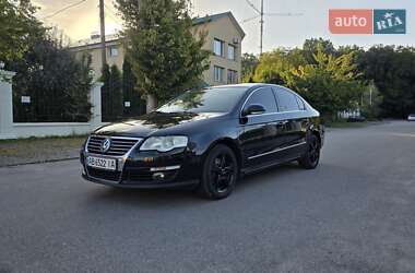 Седан Volkswagen Passat 2008 в Виннице