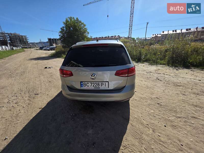 Универсал Volkswagen Passat 2015 в Львове