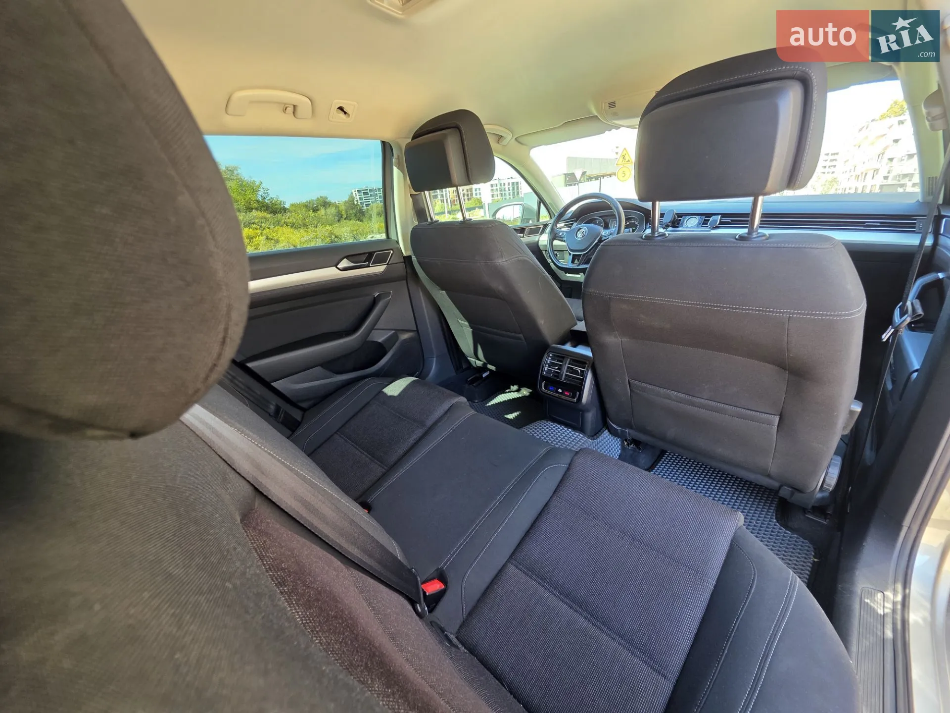 2015 Volkswagen Passat - мініатюра 21