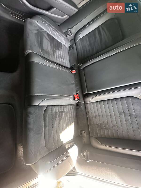 Седан Volkswagen Passat 2015 в Рівному