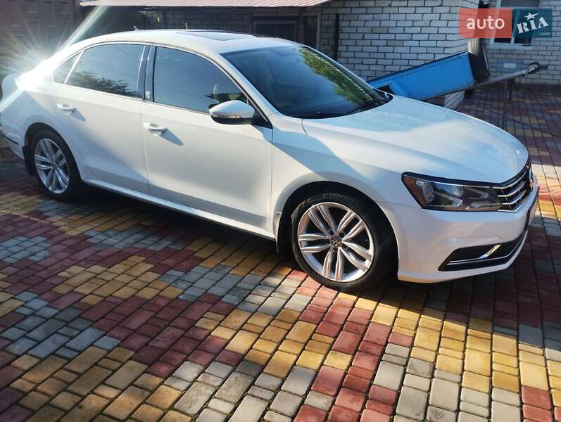 Седан Volkswagen Passat 2018 в Мерефа