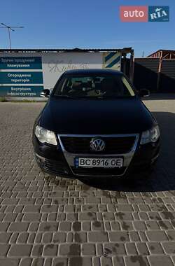 Седан Volkswagen Passat 2005 в Киеве