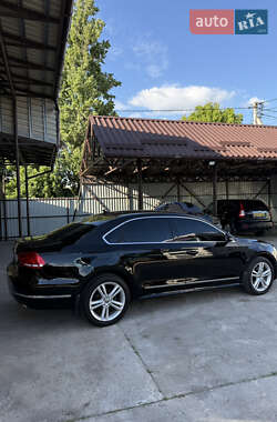 Седан Volkswagen Passat 2014 в 