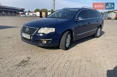 Универсал Volkswagen Passat 2006 в Сарнах