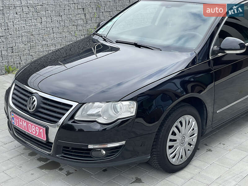 Универсал Volkswagen Passat 2010 в Луцке фото 2 Универсал Volkswagen Passat 2010 в Луцке