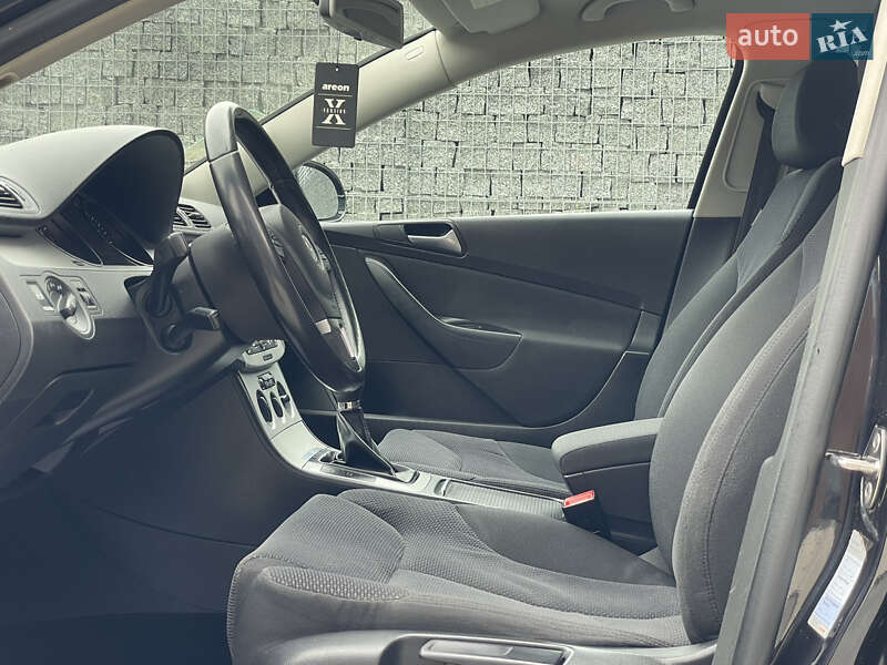 Универсал Volkswagen Passat 2010 в Луцке фото 17 Универсал Volkswagen Passat 2010 в Луцке