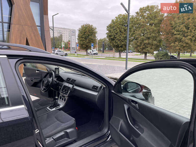 Универсал Volkswagen Passat 2010 в Луцке фото 30 Универсал Volkswagen Passat 2010 в Луцке