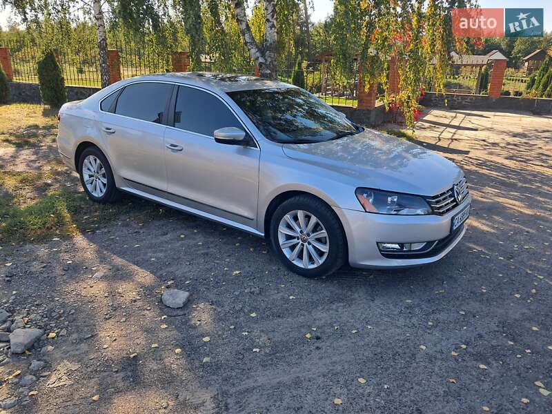 Седан Volkswagen Passat 2012 в Білозір’ї