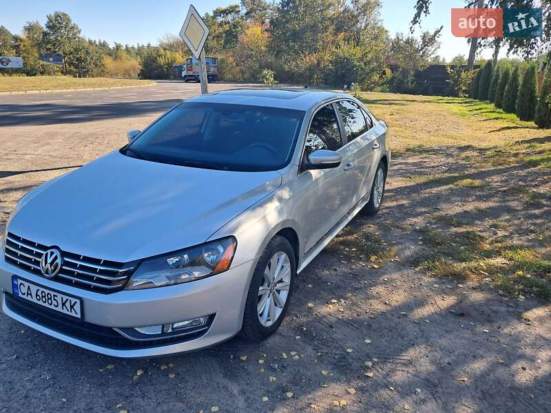 Седан Volkswagen Passat 2012 в Білозір’ї