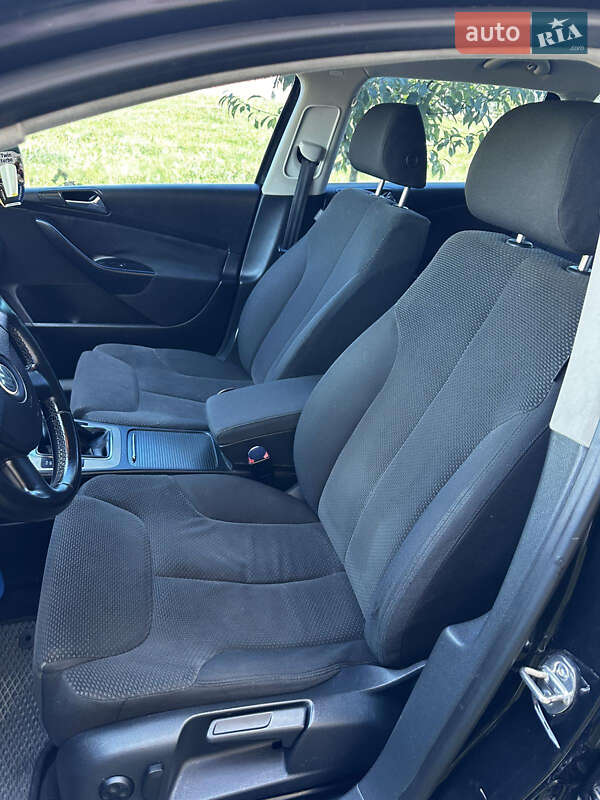 Универсал Volkswagen Passat 2007 в Вижнице