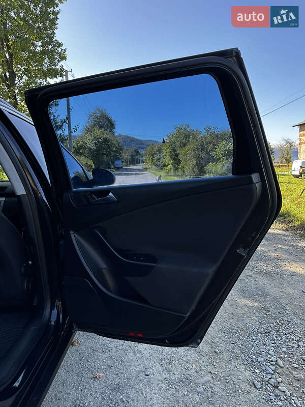 Универсал Volkswagen Passat 2007 в Вижнице