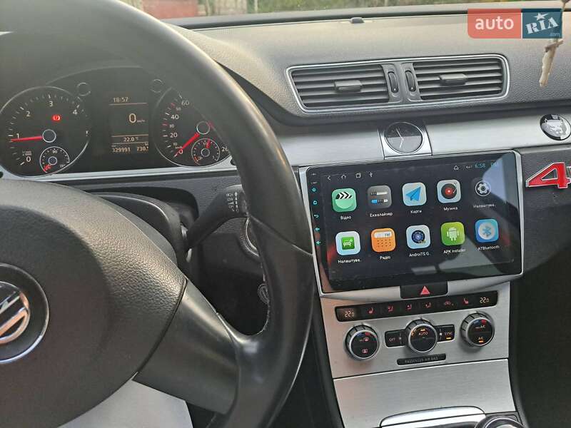 Универсал Volkswagen Passat 2012 в Стрые