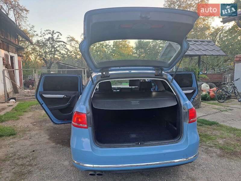 Универсал Volkswagen Passat 2012 в Стрые