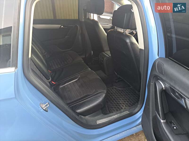 Универсал Volkswagen Passat 2012 в Стрые