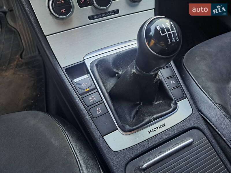 Универсал Volkswagen Passat 2012 в Стрые