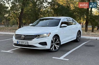 Седан Volkswagen Passat 2020 в Одесі