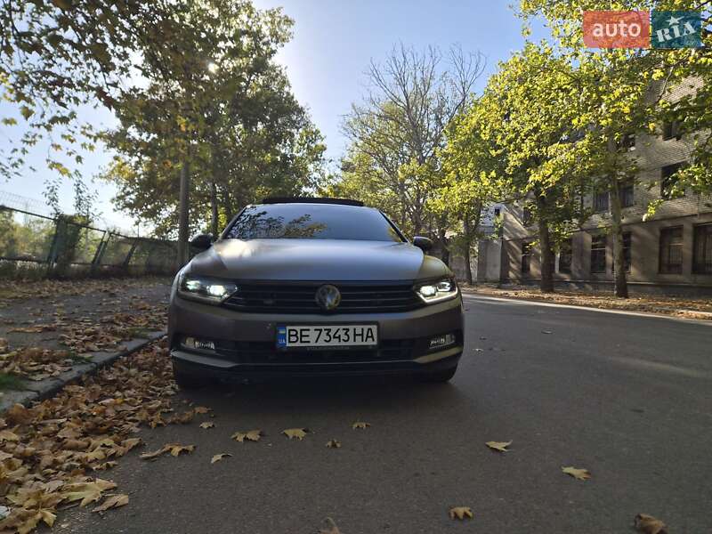 Седан Volkswagen Passat 2017 в Николаеве