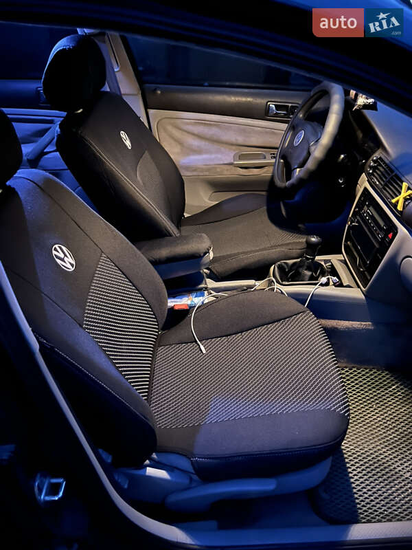 Седан Volkswagen Passat 1997 в Теребовлі