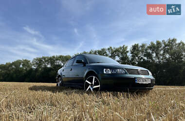 Седан Volkswagen Passat 1997 в Теребовле