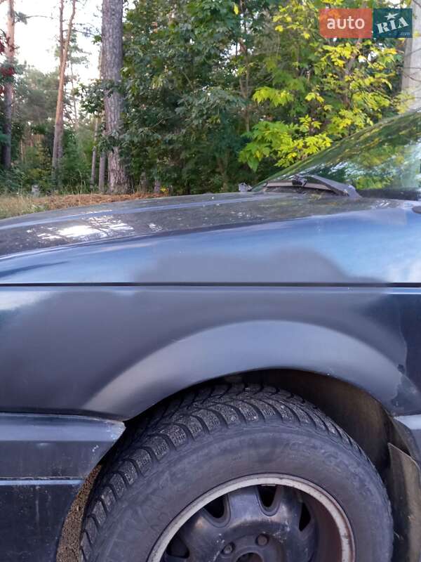 Седан Volkswagen Passat 1990 в Киеве