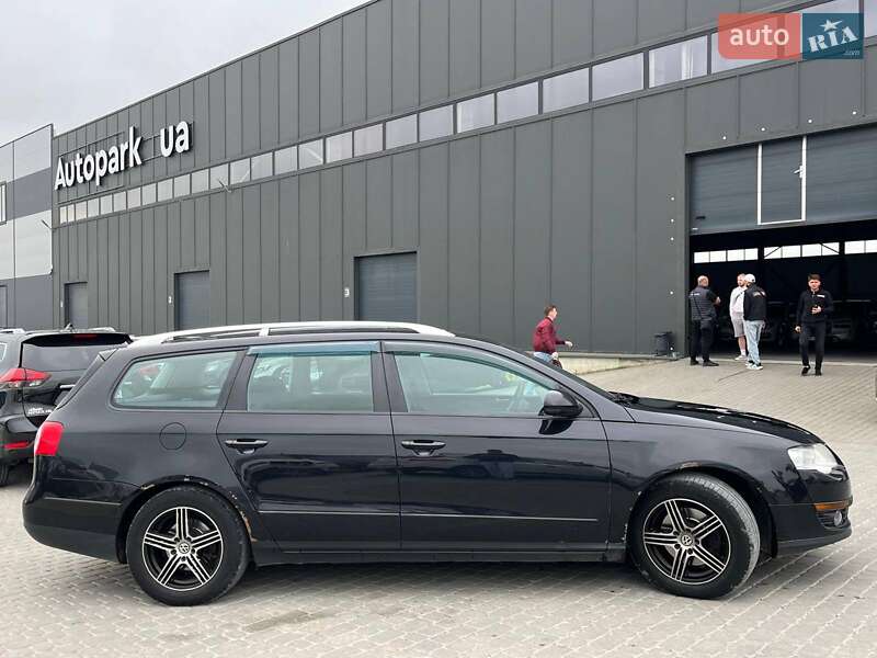 Універсал Volkswagen Passat 2009 в Львові