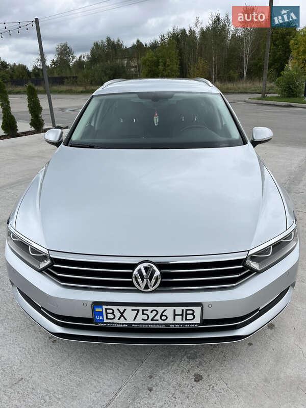 Универсал Volkswagen Passat 2017 в Хмельницком