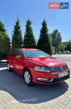 Універсал Volkswagen Passat 2011 в Миколаєві