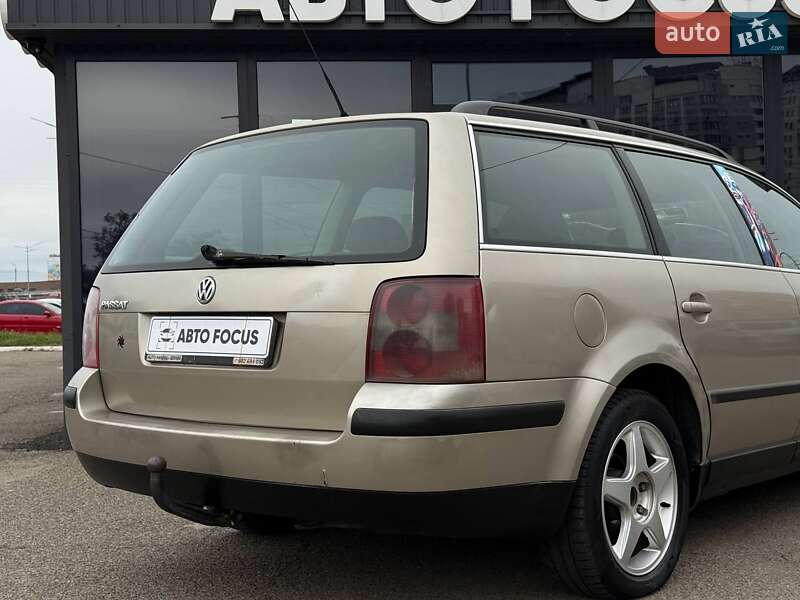 Универсал Volkswagen Passat 2004 в Киеве