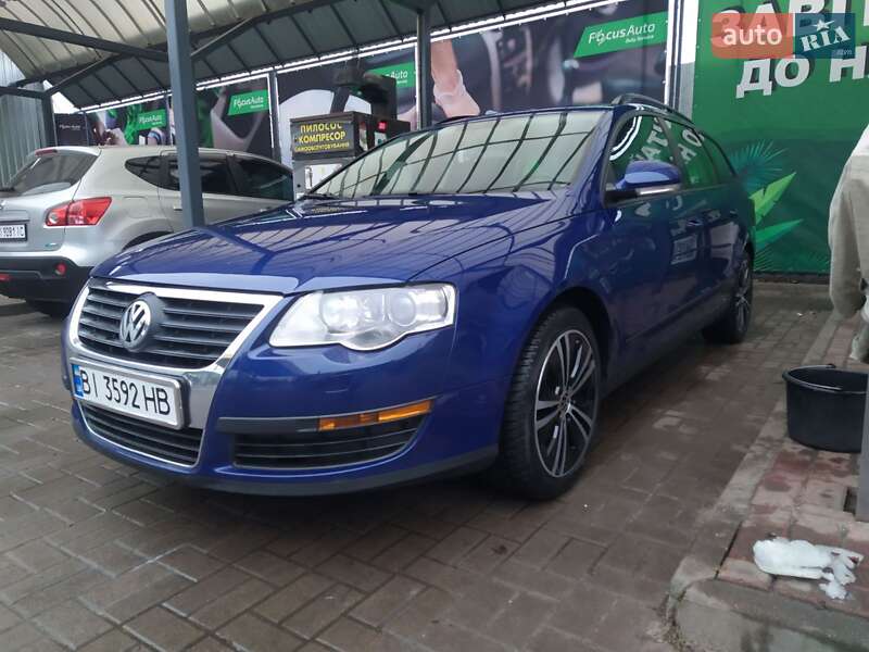 Універсал Volkswagen Passat 2006 в Полтаві